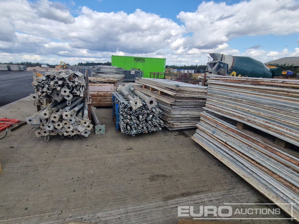 İnşaat ekipmanı Steel Mesh Panels (5 Pallets of & 1 Stillage of), Acro Props (5 Stillages of), Kwikstage Polls (2 Stillages of), Stillge of Fittings: fotoğraf 6