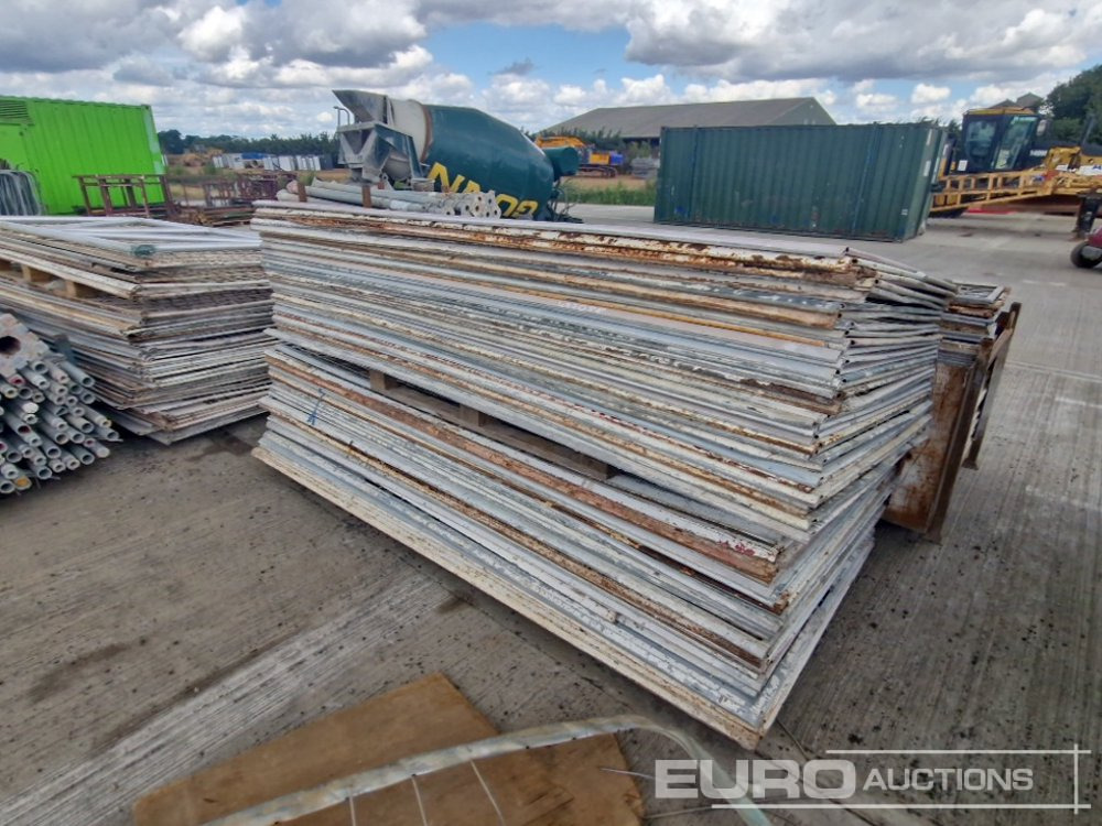 İnşaat ekipmanı Steel Mesh Panels (5 Pallets of & 1 Stillage of), Acro Props (5 Stillages of), Kwikstage Polls (2 Stillages of), Stillge of Fittings: fotoğraf 7