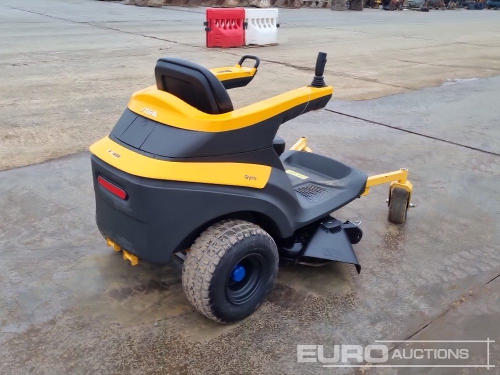 Stiga AM98 LI48V1 - Çim biçme makinesi: fotoğraf 5 Stiga AM98 LI48V1 - Çim biçme makinesi: fotoğraf 5