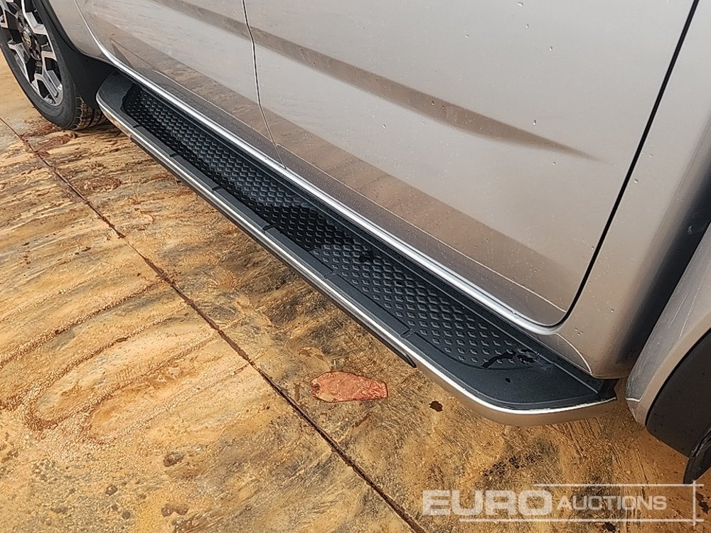 Pikap Unused 2025 Volkswagen Amarok: fotoğraf 9