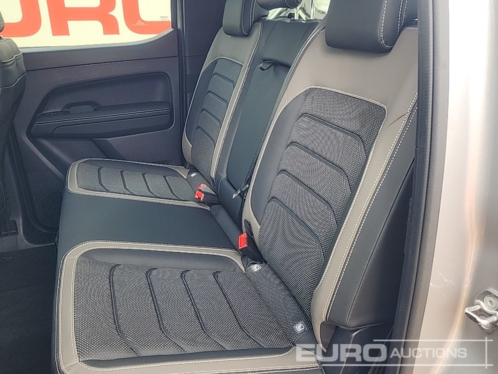 Pikap Unused 2025 Volkswagen Amarok: fotoğraf 17