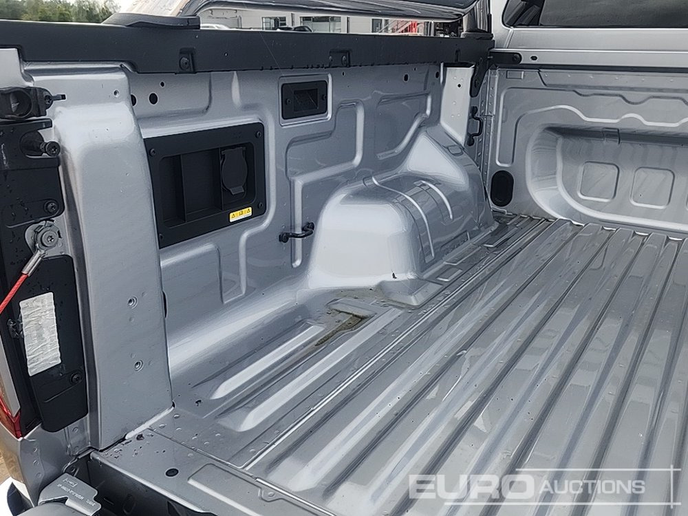 Pikap Unused 2025 Volkswagen Amarok: fotoğraf 12