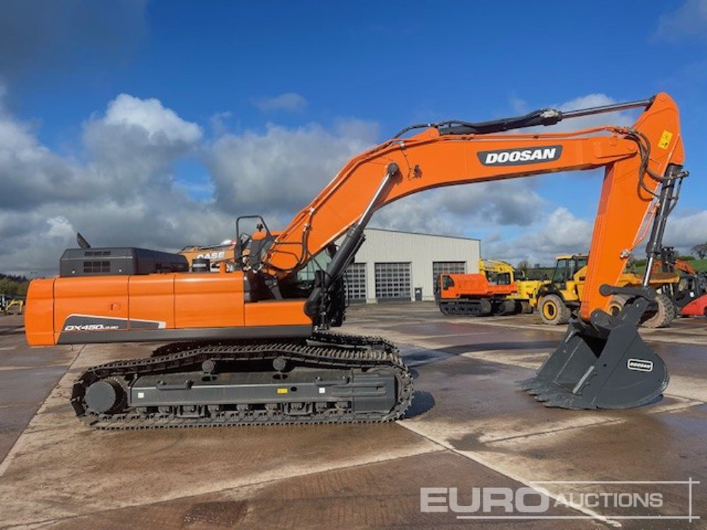 Unused Doosan DX450LC-3B - Paletli ekskavatör: fotoğraf 2 Unused Doosan DX450LC-3B - Paletli ekskavatör: fotoğraf 2
