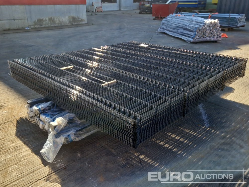 Unused Galvanised & Powder Coated Heavy Duty (5mm) Wire Mesh Fencing, 25 x H2.4m x W2.2m Panels, 26 x 60mm x 60mm x3m Posts, with Fittings (Black) - İnşaat ekipmanı: fotoğraf 5 Unused Galvanised & Powder Coated Heavy Duty (5mm) Wire Mesh Fencing, 25 x H2.4m x W2.2m Panels, 26 x 60mm x 60mm x3m Posts, with Fittings (Black) - İnşaat ekipmanı: fotoğraf 5