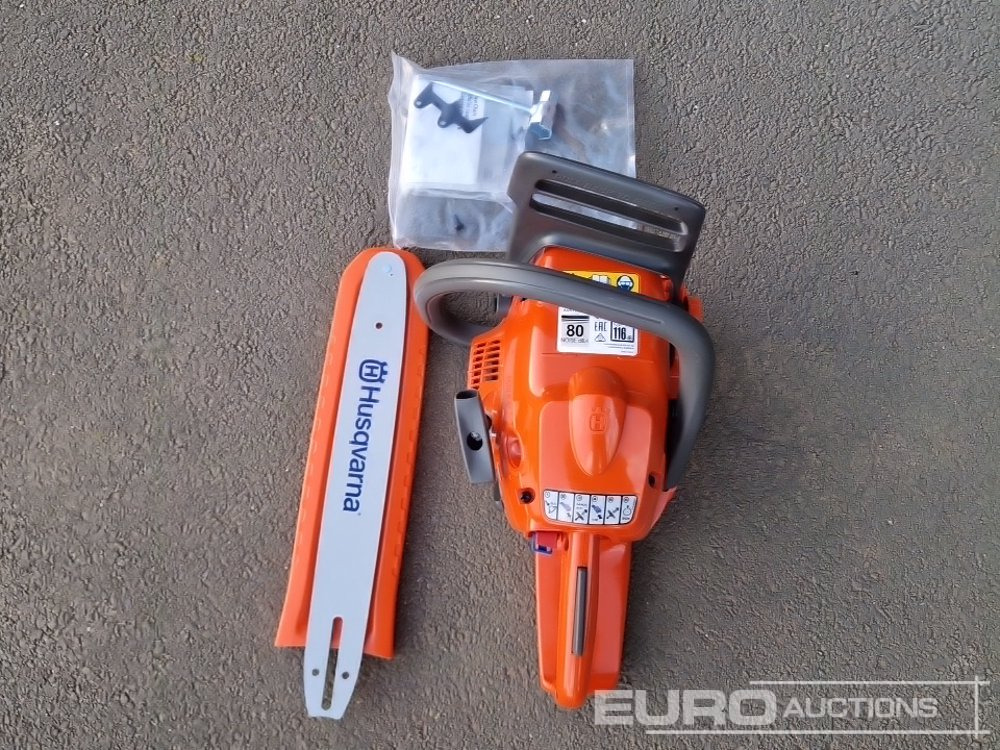 Unused Husqvarna 120 Mark II 14" Petrol Chain Saw - Garaj ekipman: fotoğraf 5 Unused Husqvarna 120 Mark II 14" Petrol Chain Saw - Garaj ekipman: fotoğraf 5