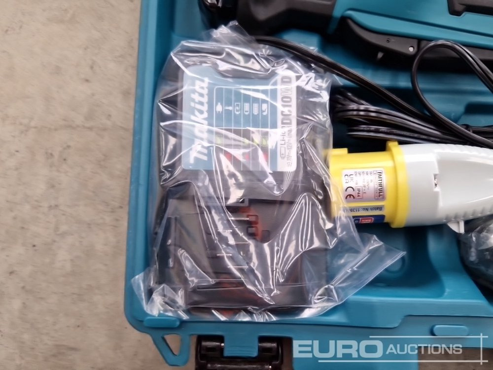 Unused Makita 12V Recipricating Saw, 2 Batteries, 110v Charger, Case - İnşaat ekipmanı: fotoğraf 5 Unused Makita 12V Recipricating Saw, 2 Batteries, 110v Charger, Case - İnşaat ekipmanı: fotoğraf 5