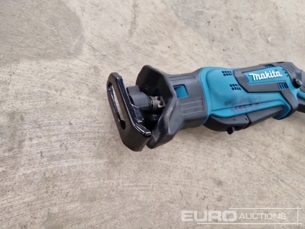 Unused Makita XRJ01 18v Cordless Reciprocating Saw (Body Only) - İnşaat ekipmanı: fotoğraf 4 Unused Makita XRJ01 18v Cordless Reciprocating Saw (Body Only) - İnşaat ekipmanı: fotoğraf 4