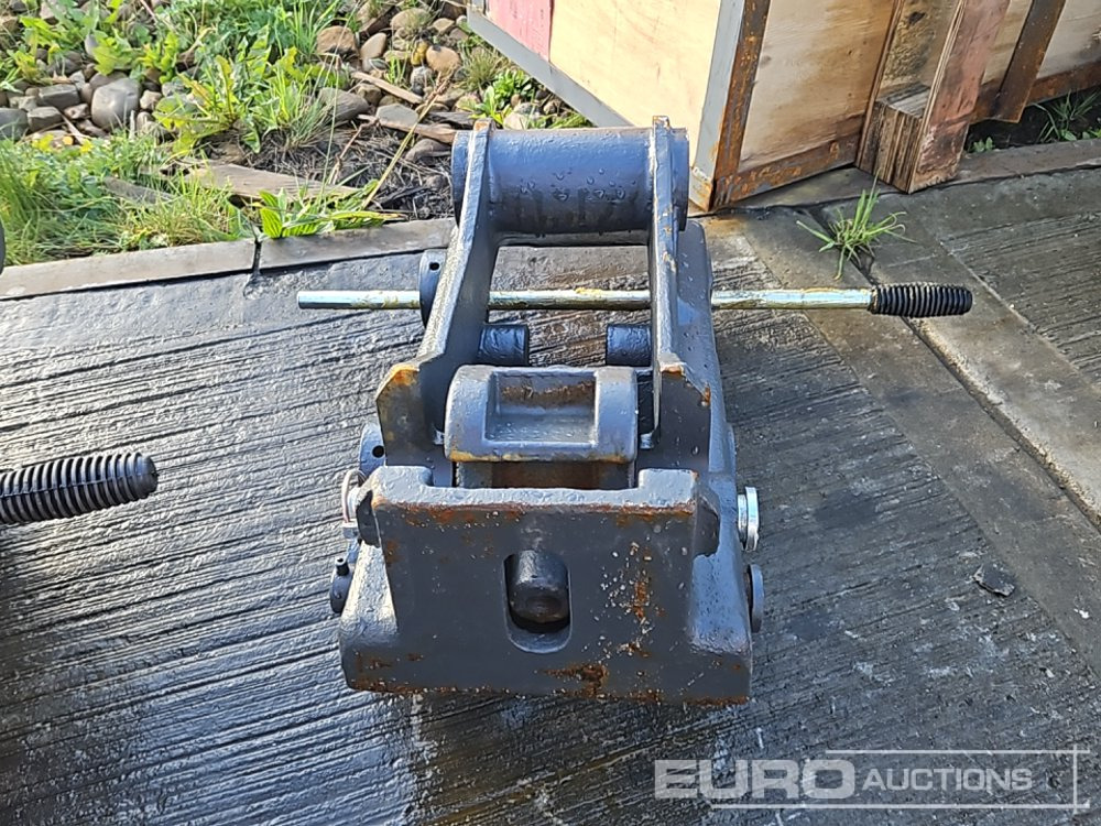 Unused Miller Single Lock QH 45mm Pin to suit 4-6 Ton Excavator - Çabuk bağlantı: fotoğraf 4 Unused Miller Single Lock QH 45mm Pin to suit 4-6 Ton Excavator - Çabuk bağlantı: fotoğraf 4