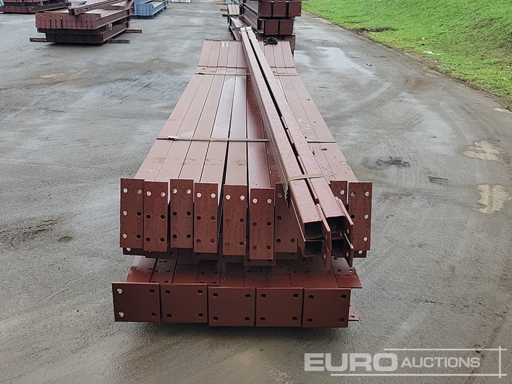 Unused Steel Frame Building 60’x30’x15’. 4no 15’ Bays. 12.5° Roof Pitch. Purlin Cleats Spaced To Accept Fibre Cement Or Steel Roof Sheets. 10no Columns 178x102x19kg 10no Rafters 178x102x19kg 2no Roof - Konut konteyneri: fotoğraf 4 Unused Steel Frame Building 60’x30’x15’. 4no 15’ Bays. 12.5° Roof Pitch. Purlin Cleats Spaced To Accept Fibre Cement Or Steel Roof Sheets. 10no Columns 178x102x19kg 10no Rafters 178x102x19kg 2no Roof - Konut konteyneri: fotoğraf 4