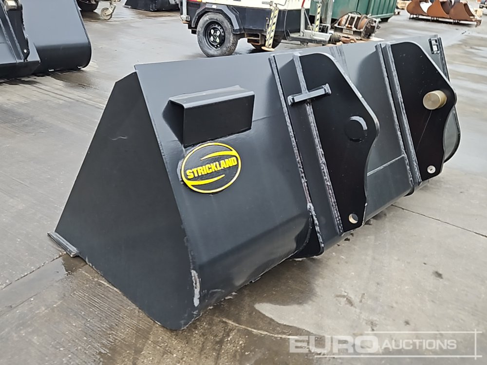Unused Strickland 90" Loading Bucket to suit Manitou Telehandler - Kova: fotoğraf 3 Unused Strickland 90" Loading Bucket to suit Manitou Telehandler - Kova: fotoğraf 3