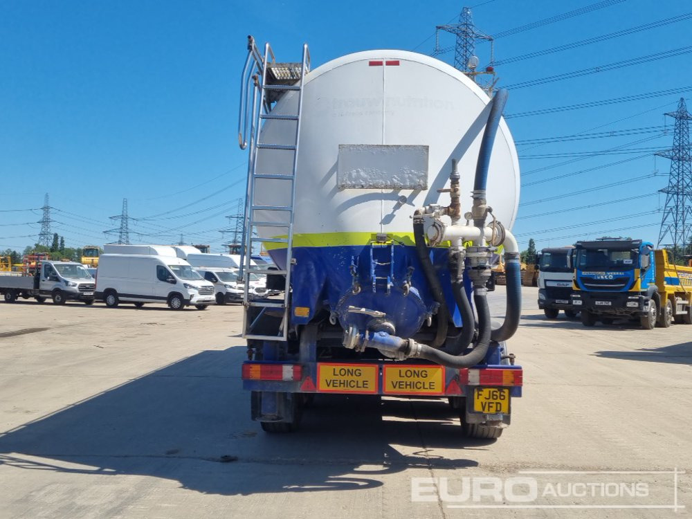 Weightlifter Tipping Bulk Powder Tanker - Tanker dorse: fotoğraf 4 Weightlifter Tipping Bulk Powder Tanker - Tanker dorse: fotoğraf 4