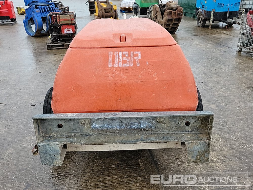 Western Single Axle Plastic Water Bowser, Yanmar Pressure Washer - Basınçlı yıkama makinesi: fotoğraf 4 Western Single Axle Plastic Water Bowser, Yanmar Pressure Washer - Basınçlı yıkama makinesi: fotoğraf 4