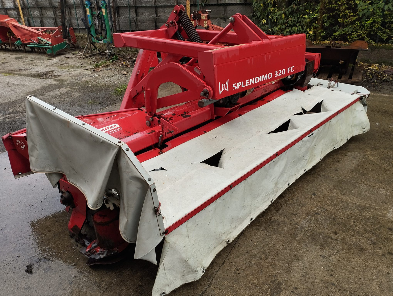 Falciacondizionatrice usata Lely frontale - Çayır biçme makinesi: fotoğraf 1 Falciacondizionatrice usata Lely frontale - Çayır biçme makinesi: fotoğraf 1