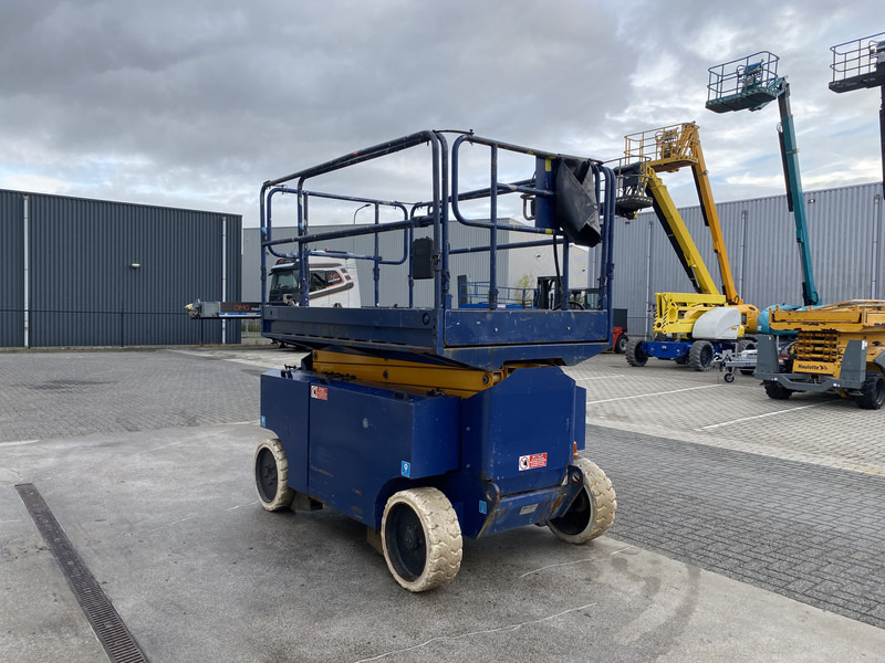 Iteco IT12151, Schaar hoogwerker, 14 meter - Araçüstü platform: fotoğraf 4 Iteco IT12151, Schaar hoogwerker, 14 meter - Araçüstü platform: fotoğraf 4