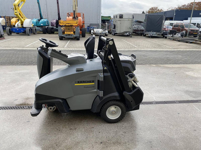 Kärcher KM 105/110 R Bp, Veegmachine, hoogkieper - Yol süpürme aracı: fotoğraf 5 Kärcher KM 105/110 R Bp, Veegmachine, hoogkieper - Yol süpürme aracı: fotoğraf 5