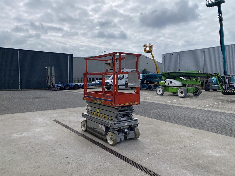 Skyjack SJIII-3219, Schaarhoogwerker, 8 meter - Araçüstü platform: fotoğraf 4 Skyjack SJIII-3219, Schaarhoogwerker, 8 meter - Araçüstü platform: fotoğraf 4