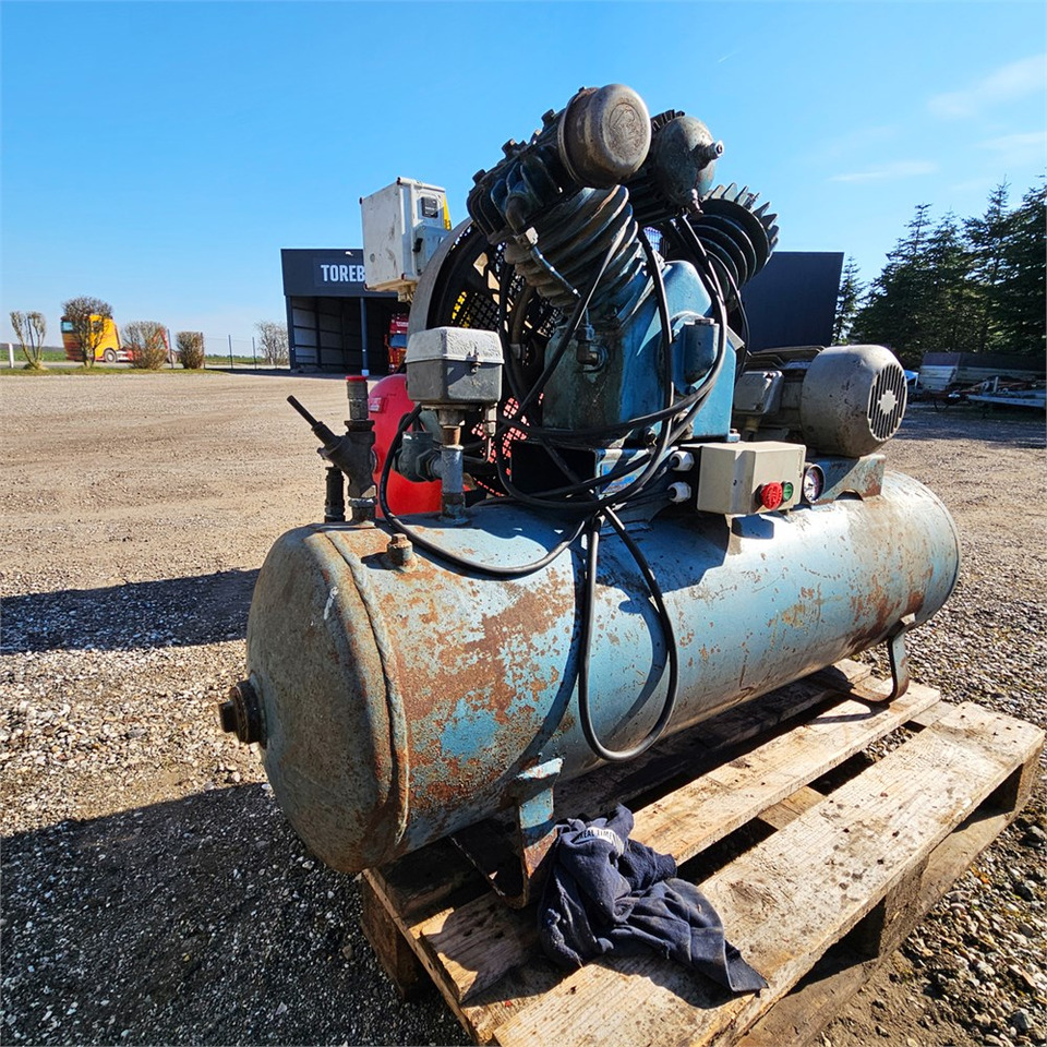 ABC 100l L-2 - Hava kompresörü: fotoğraf 5 ABC 100l L-2 - Hava kompresörü: fotoğraf 5