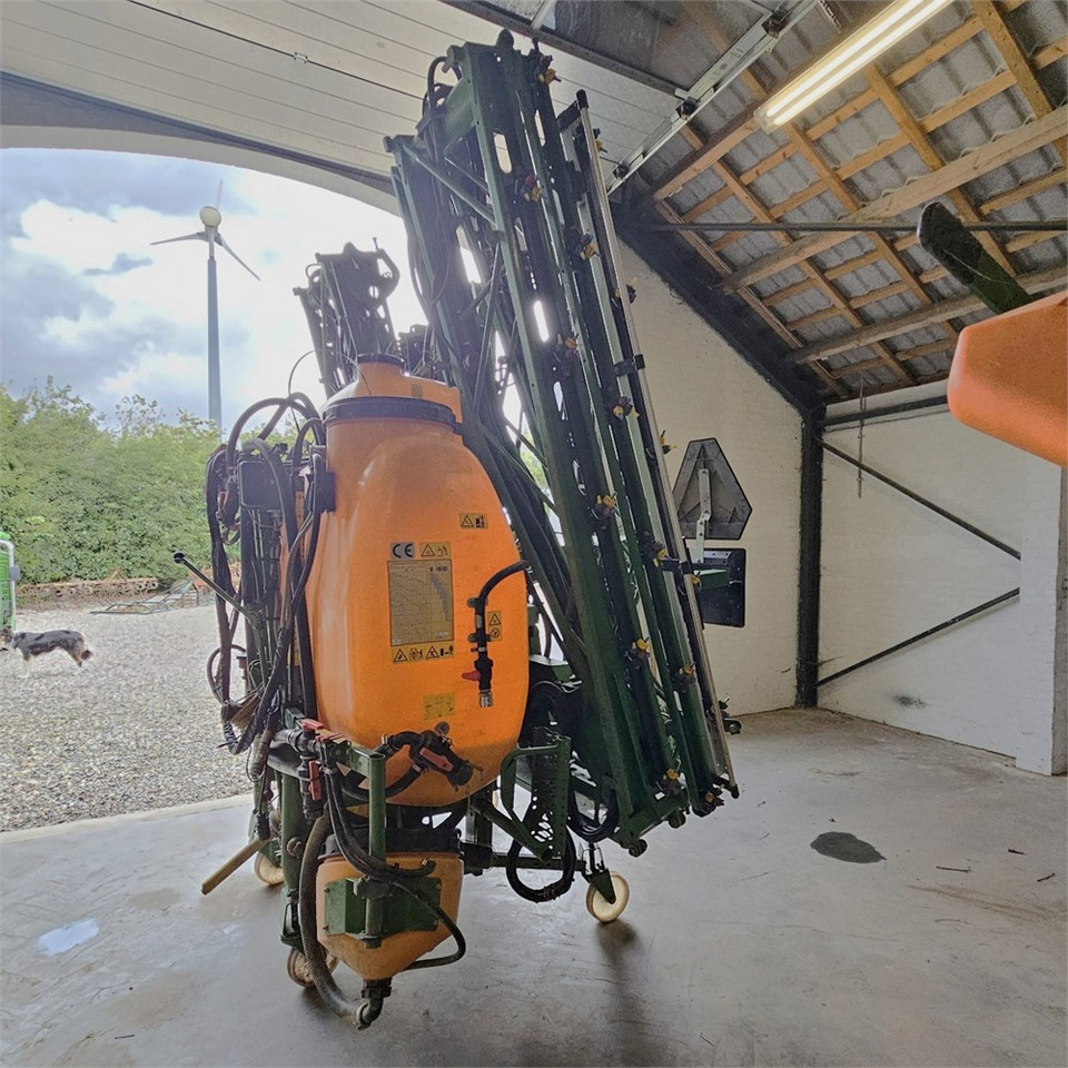 Amazone UF1200 - Ilaçlama makinesi: fotoğraf 4 Amazone UF1200 - Ilaçlama makinesi: fotoğraf 4