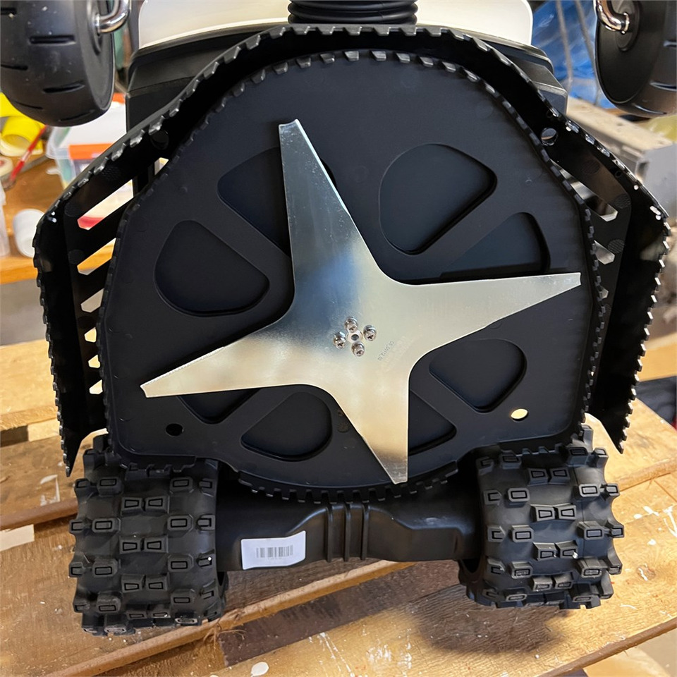 Ambrogio 4.36 Elite Ultra - Çim biçme makinesi: fotoğraf 2 Ambrogio 4.36 Elite Ultra - Çim biçme makinesi: fotoğraf 2