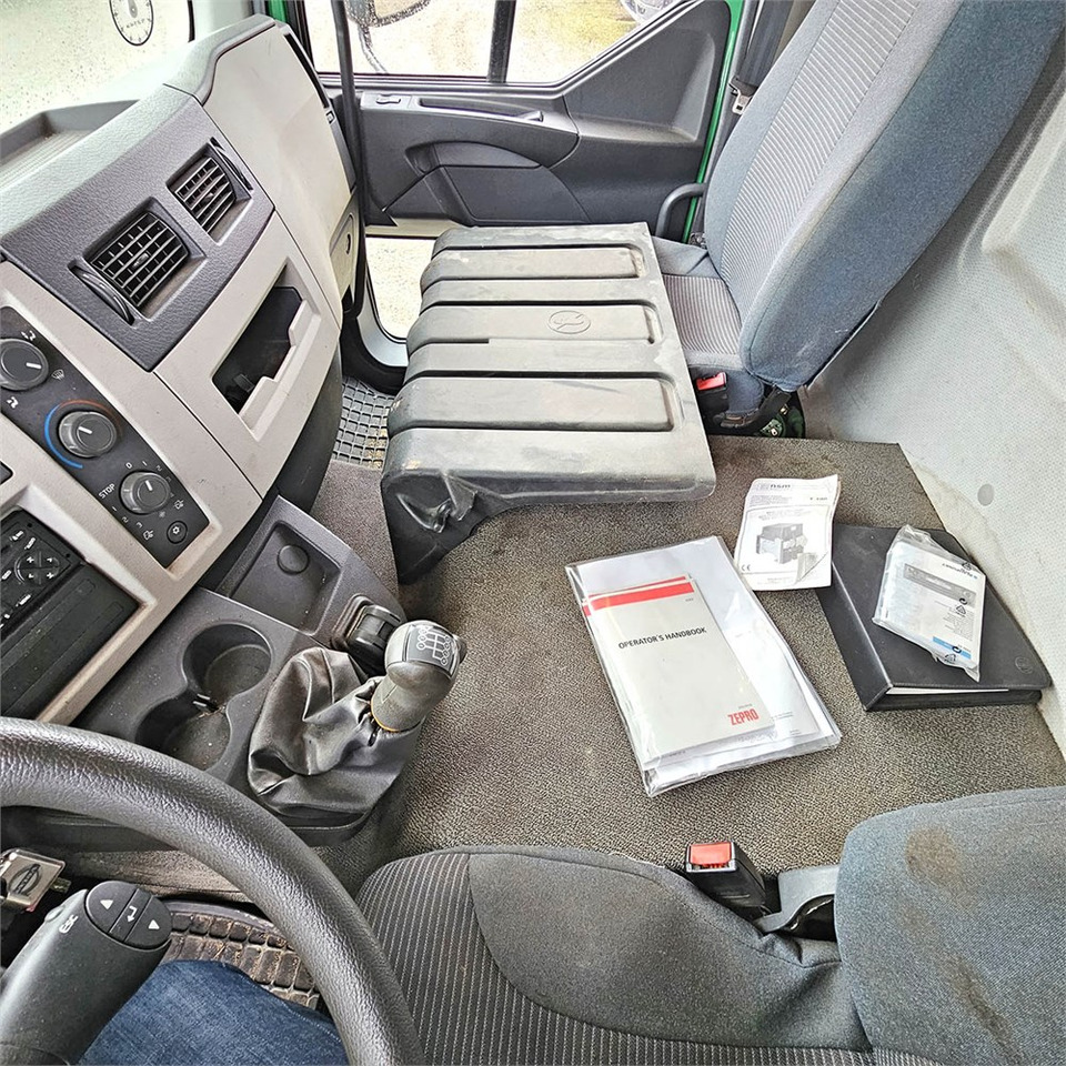 Atık toplama taşıt/ Özel amaçlı taşıt Volvo FL 280: fotoğraf 30