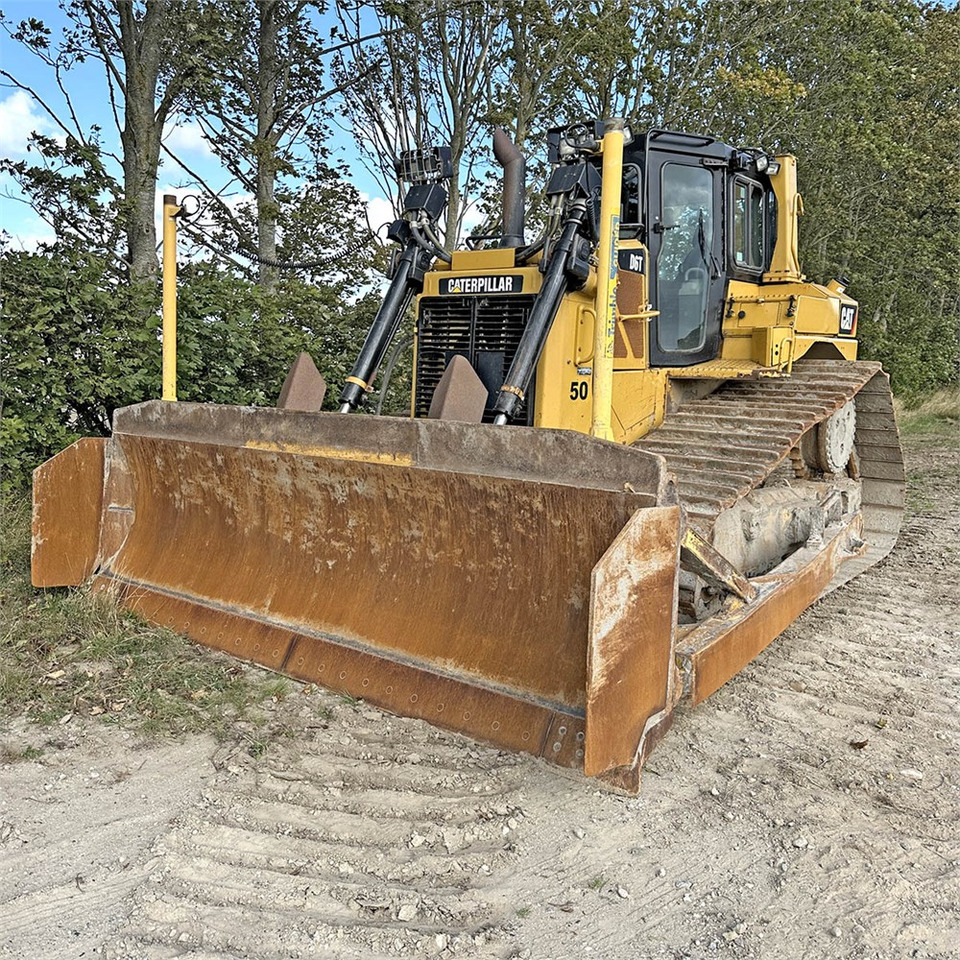Caterpillar D6T LGP - Buldozer: fotoğraf 5 Caterpillar D6T LGP - Buldozer: fotoğraf 5