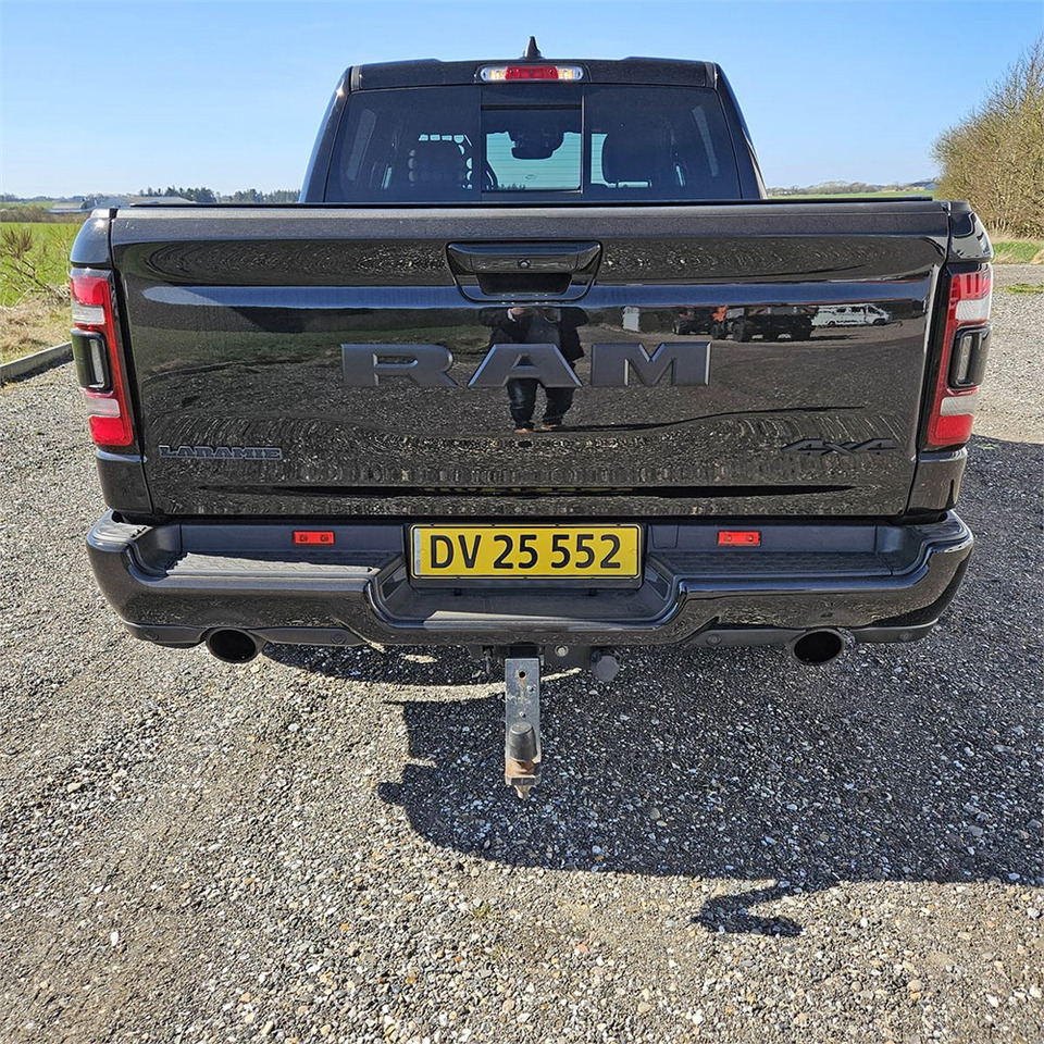Dodge RAM - Pikap: fotoğraf 4 Dodge RAM - Pikap: fotoğraf 4