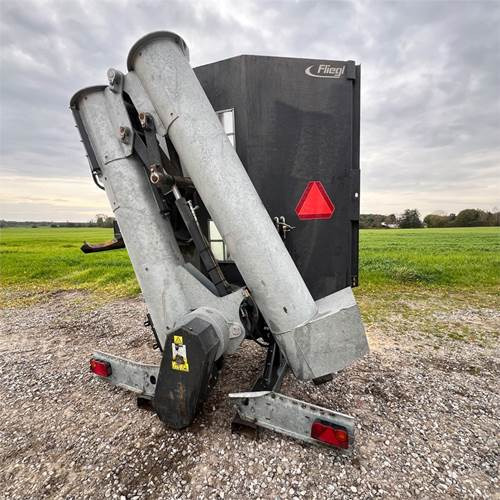 Fliegl ULS 400/500 - Hayvancılık ekipmanları: fotoğraf 3 Fliegl ULS 400/500 - Hayvancılık ekipmanları: fotoğraf 3