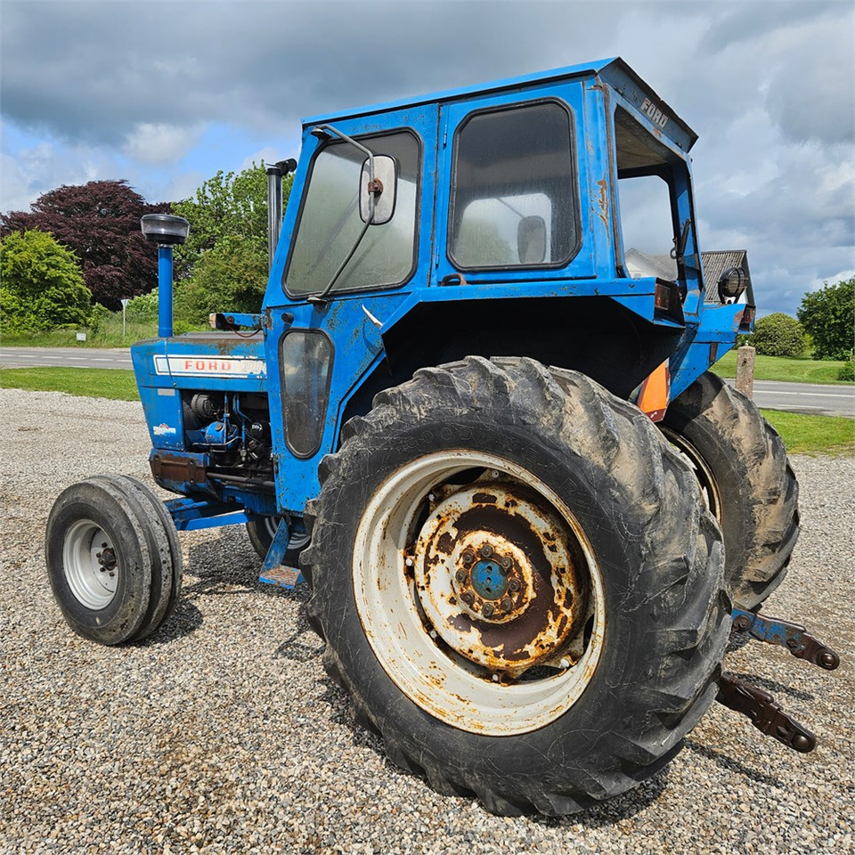 Ford 7000 - Traktör: fotoğraf 3 Ford 7000 - Traktör: fotoğraf 3