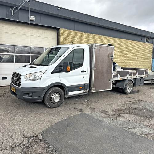 Ford Transit 2.2 TDCi (155HK) Chassis RWD Man - Sal/ Açık kasa kamyon: fotoğraf 1 Ford Transit 2.2 TDCi (155HK) Chassis RWD Man - Sal/ Açık kasa kamyon: fotoğraf 1