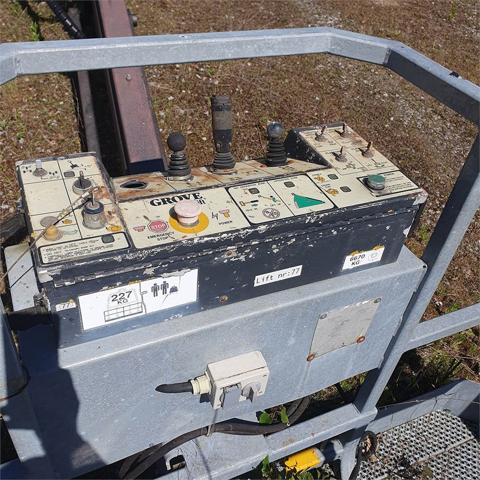 Grove MZ72 DXT - Teleskopik platform: fotoğraf 4 Grove MZ72 DXT - Teleskopik platform: fotoğraf 4