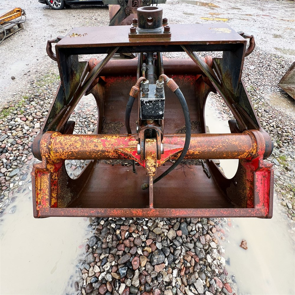 Hiab 602-U - Çeneli kepçe - İş makinaları: fotoğraf 2 Hiab 602-U - Çeneli kepçe - İş makinaları: fotoğraf 2