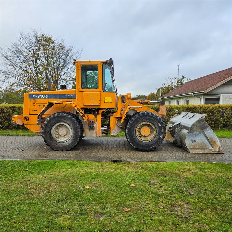 Hyundai HL740-3 - Tekerlekli yükleyici: fotoğraf 5 Hyundai HL740-3 - Tekerlekli yükleyici: fotoğraf 5