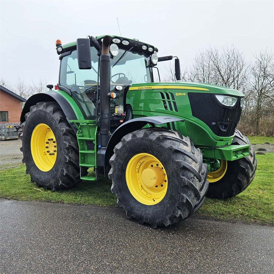 John Deere 6210 R - Traktör: fotoğraf 1 John Deere 6210 R - Traktör: fotoğraf 1