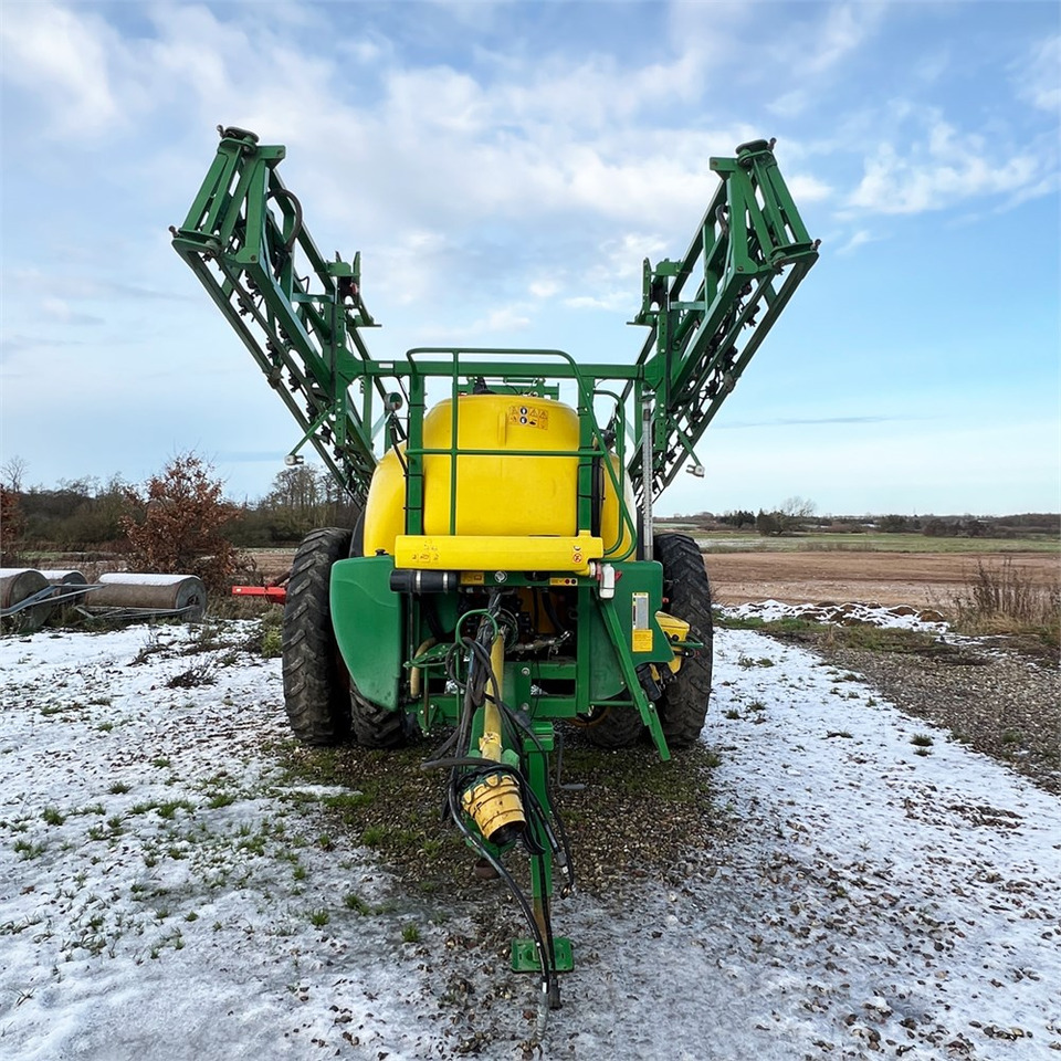 John Deere M732 - Ilaçlama makinesi: fotoğraf 3 John Deere M732 - Ilaçlama makinesi: fotoğraf 3