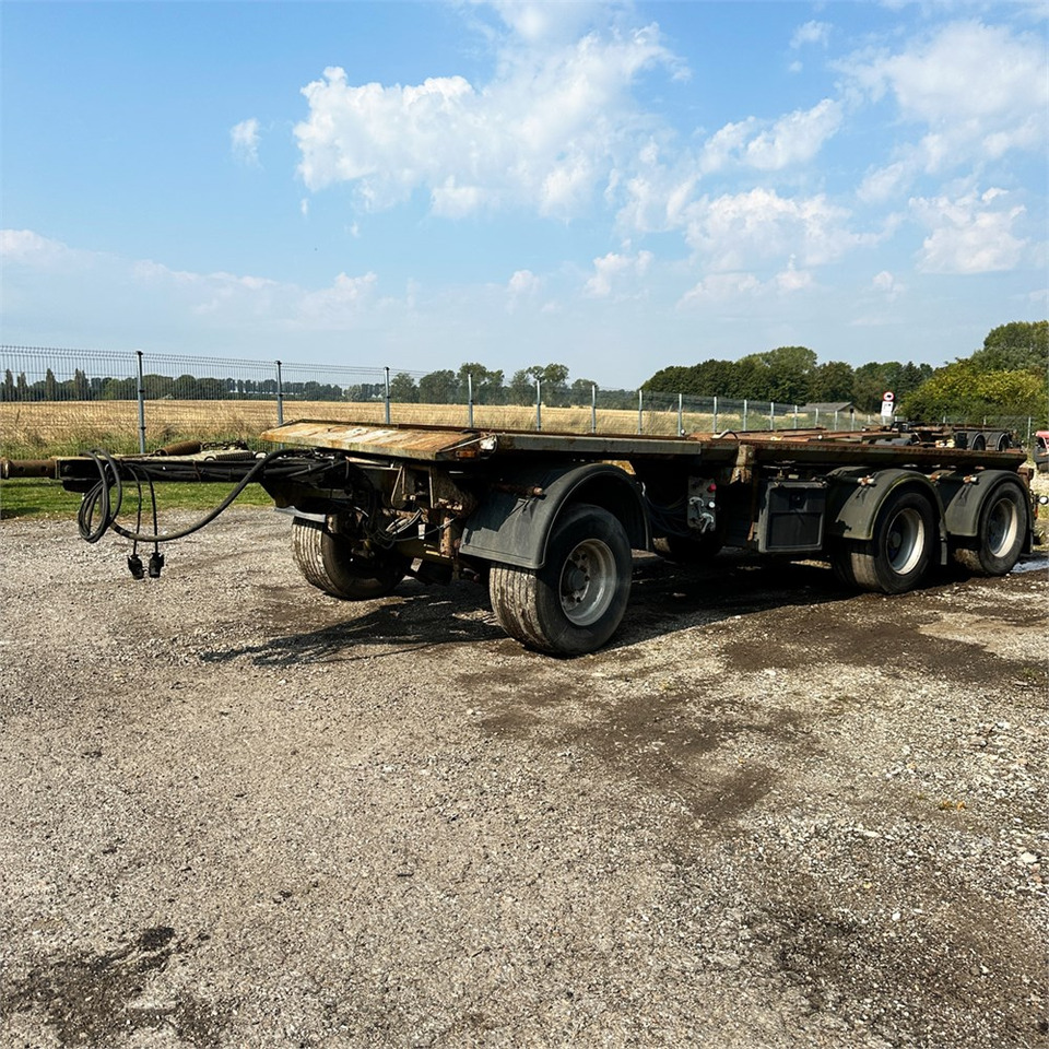 Kel-Berg Container trailer - Kancali yükleyici/ Hidrolift römork: fotoğraf 1 Kel-Berg Container trailer - Kancali yükleyici/ Hidrolift römork: fotoğraf 1