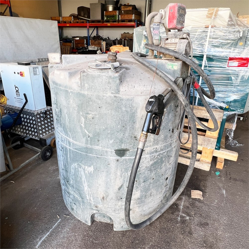 Kingspan DM 1300 - Depolama tankı: fotoğraf 2 Kingspan DM 1300 - Depolama tankı: fotoğraf 2