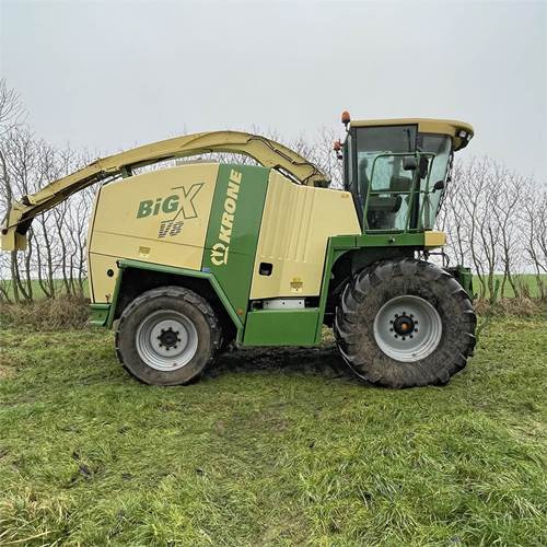 Krone BiG X V8 - Silaj makinesi: fotoğraf 5 Krone BiG X V8 - Silaj makinesi: fotoğraf 5