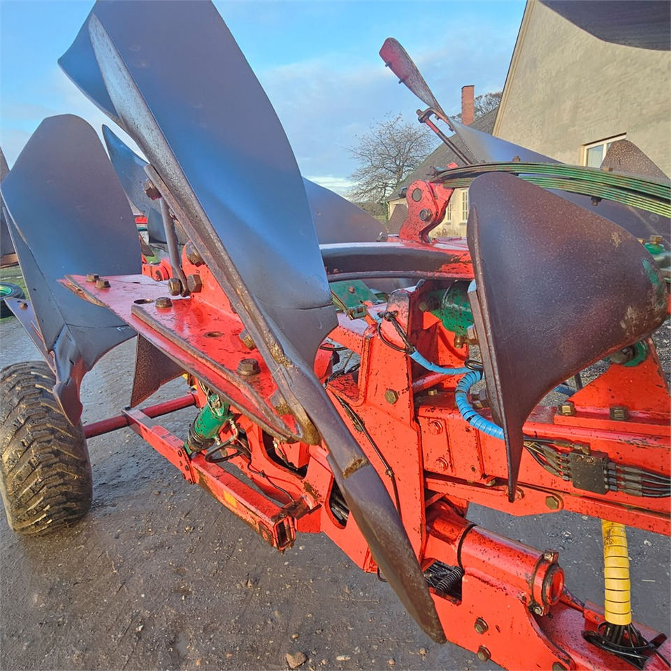 Kverneland PL 100-08 - Pulluk: fotoğraf 5 Kverneland PL 100-08 - Pulluk: fotoğraf 5