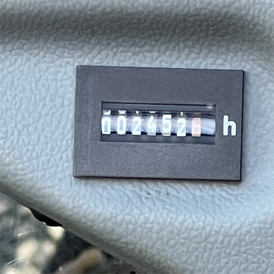 Paletli ekskavatör Liebherr R914 Compact S: fotoğraf 27