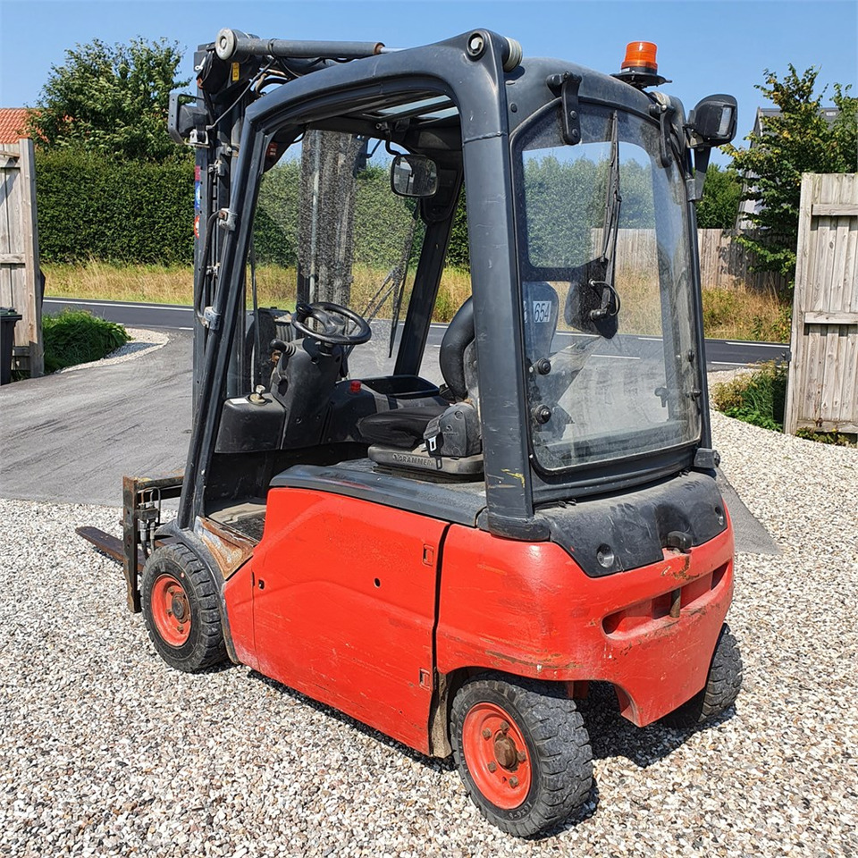 Forklift Linde H16 P-01: fotoğraf 30