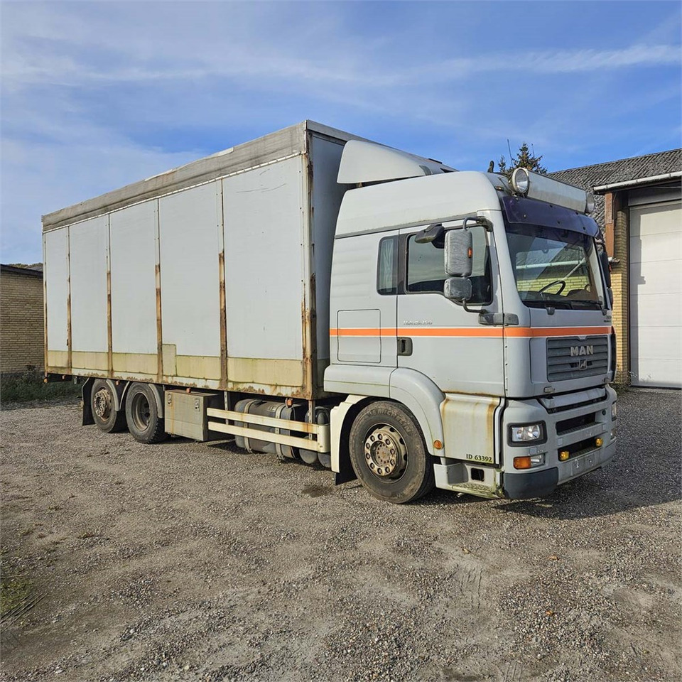 MAN Tg a 26.350 - Kapalı kasa kamyon: fotoğraf 1 MAN Tg a 26.350 - Kapalı kasa kamyon: fotoğraf 1