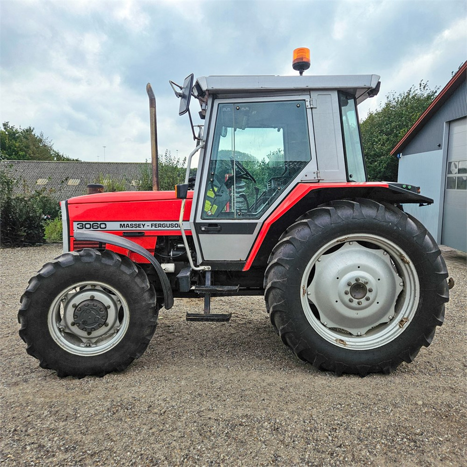 Massey Ferguson 3060 - Traktör: fotoğraf 2 Massey Ferguson 3060 - Traktör: fotoğraf 2