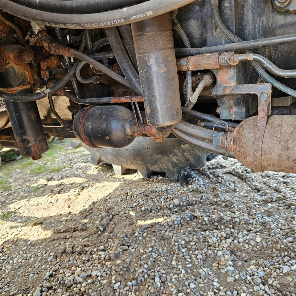 Traktör Massey Ferguson 6480 Dyna-6: fotoğraf 38