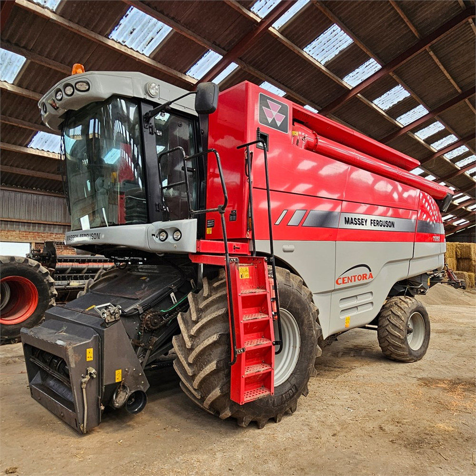 Massey Ferguson Centora 7282 - Hasat makinesi: fotoğraf 2 Massey Ferguson Centora 7282 - Hasat makinesi: fotoğraf 2
