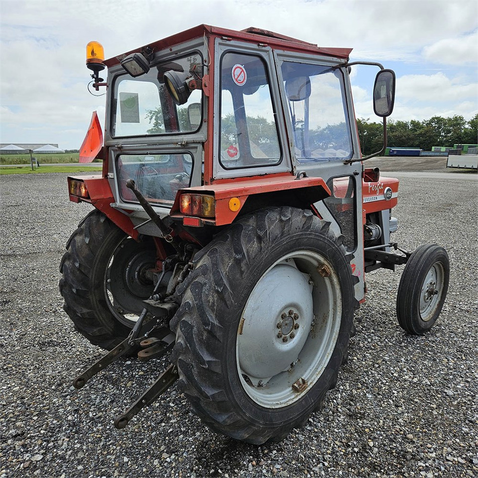 Massey Ferguson MF135 - Traktör: fotoğraf 3 Massey Ferguson MF135 - Traktör: fotoğraf 3