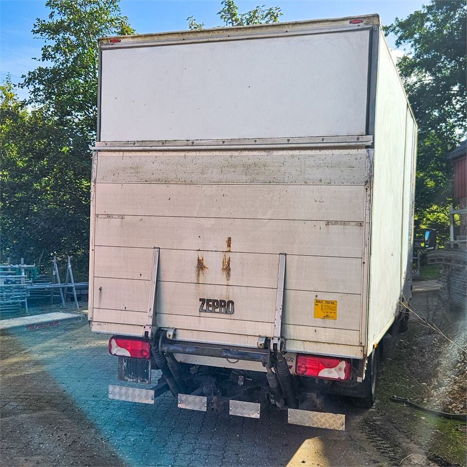 Mercedes Sprinter 515 Cdi - Kapalı kasa kamyonet: fotoğraf 4 Mercedes Sprinter 515 Cdi - Kapalı kasa kamyonet: fotoğraf 4