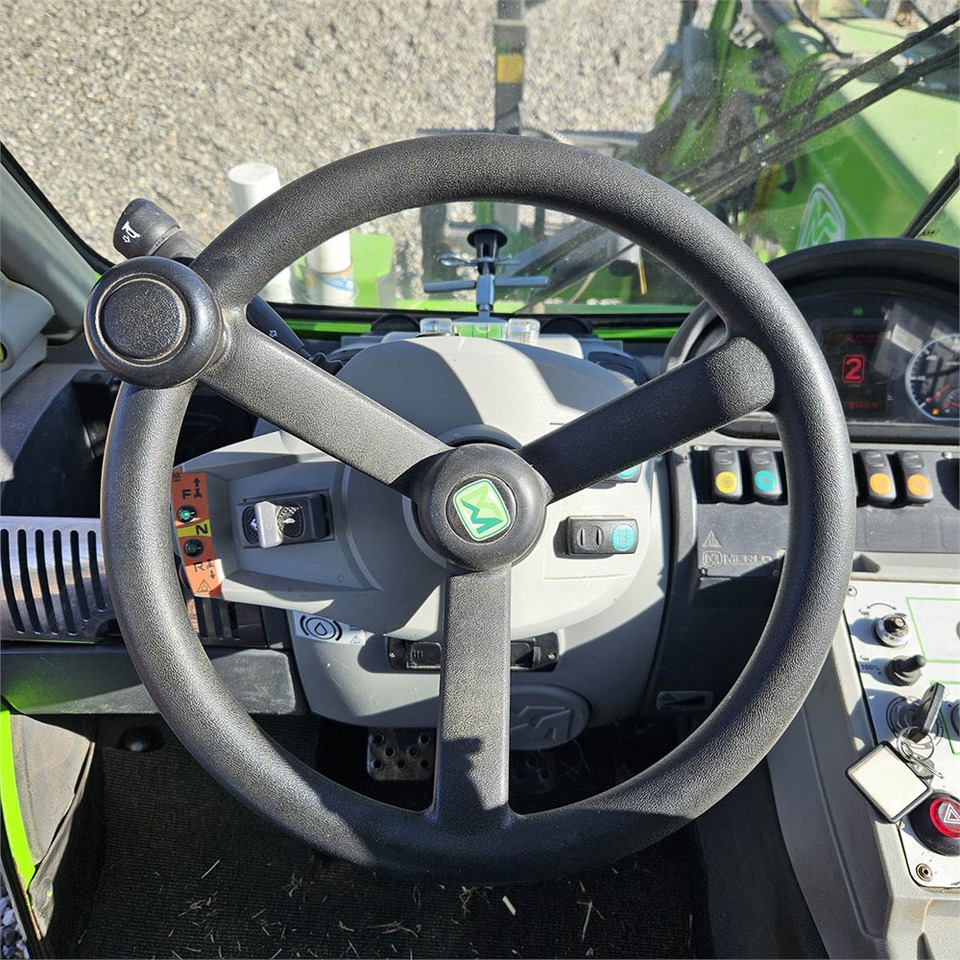 Merlo TURBO FARMER P40.7CS finansal kiralama Merlo TURBO FARMER P40.7CS: fotoğraf 16