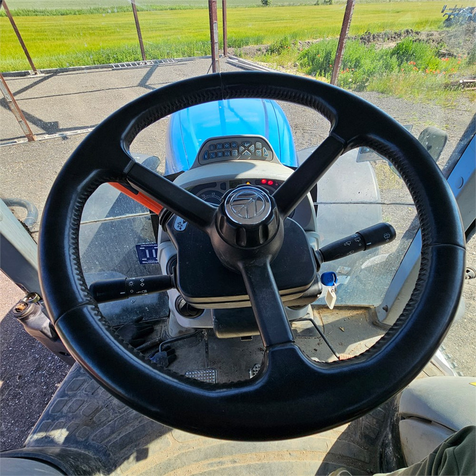 New Holland T7.235 Power Command finansal kiralama New Holland T7.235 Power Command: fotoğraf 10