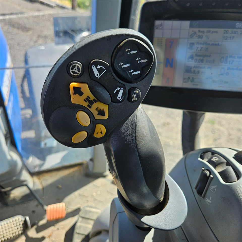 New Holland T7.235 Power Command finansal kiralama New Holland T7.235 Power Command: fotoğraf 11