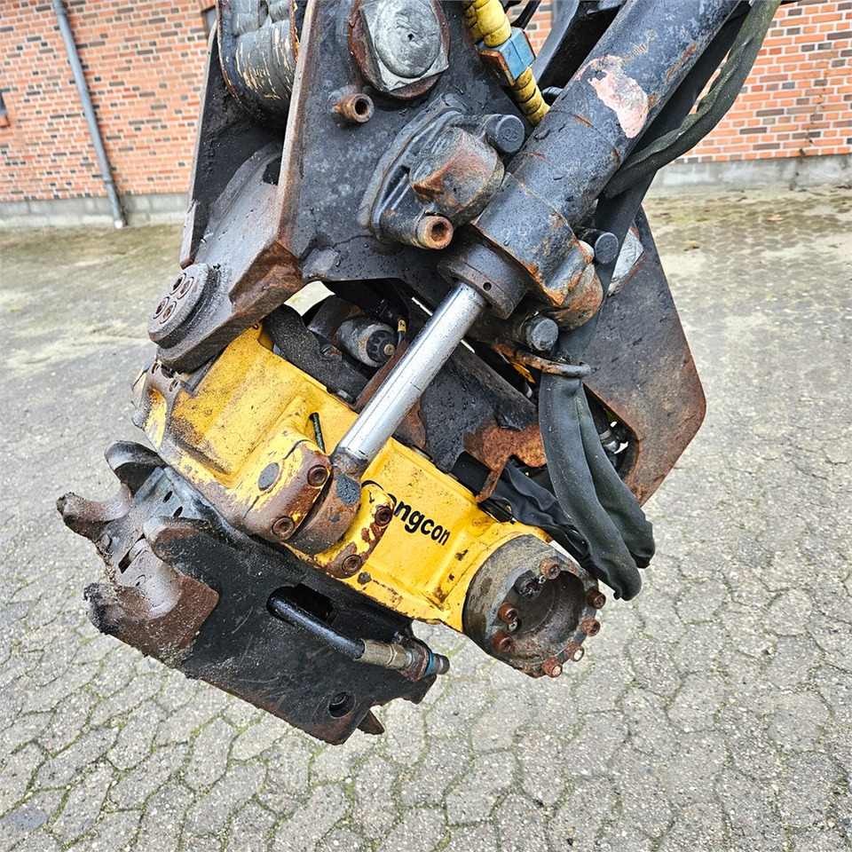 Schaeff-Terex TW110 - Tekerlekli ekskavatör: fotoğraf 5 Schaeff-Terex TW110 - Tekerlekli ekskavatör: fotoğraf 5